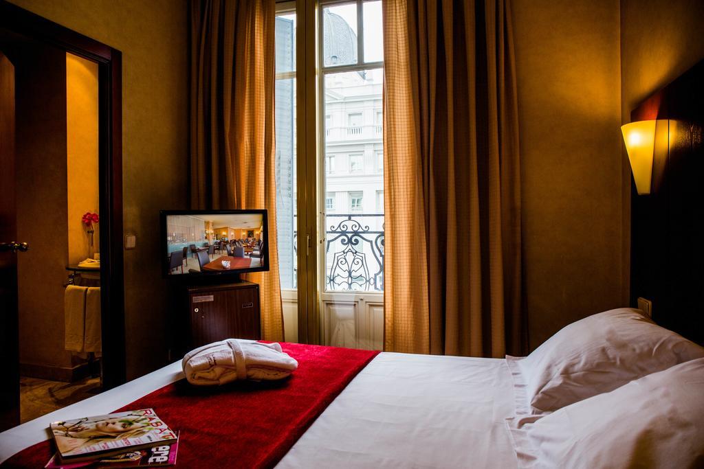 Hotel Arosa Madrid Room photo